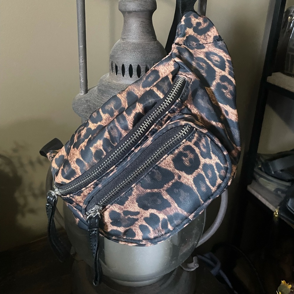 Brand new leopard belt/bum bag